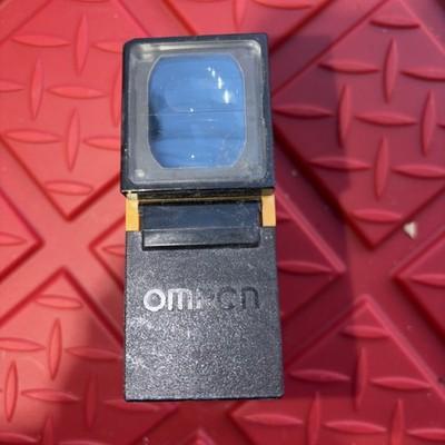 GUARANTEED! OMRON PHOTOELECTRIC SENSOR E3B2-R7M4-US