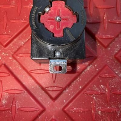 Hubbell HBL20443 30Amp 480V Locking Receptacle