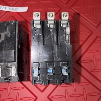 3 Lot – SQUARE D QOB350VH 3P 50A 240V 22K bolt on circuit DW-7959