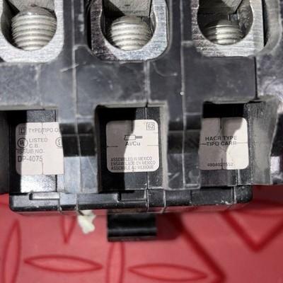 Square D QOB3100VH 100 A Miniature Circuit Breaker