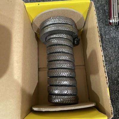 PALMETTO PACKING 1555 3/8″ 5ft PACK SEAL GRAPHITE FILAMENT PACKING