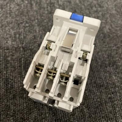 Cutler-Hammer CE15AN3 Series B1 Contactor