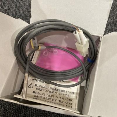 OMRON E2E-X1C1 E2EX1C1 Proximity Switch