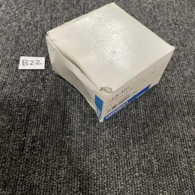 OMRON E2E-X1C1 E2EX1C1 Proximity Switch