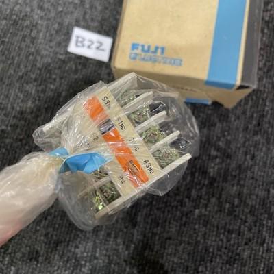 Fuji Electric SH04AA Magnetic Contactor Relay + SZ-A22 Attached