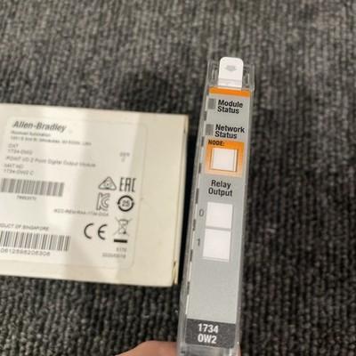 Allen-Bradley 1734-OW2 SER C I/O 2 Point Digital Output Module