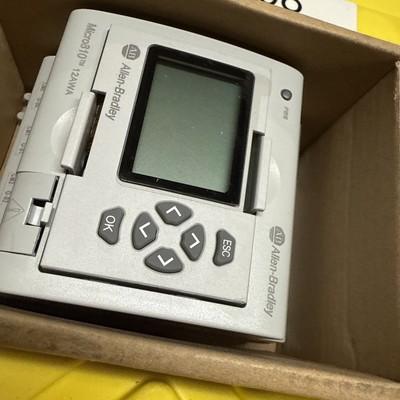 Allen-Bradley 2080-LC10-12AWA Micro810 PLC Controller 120V AC 12 I/O Module