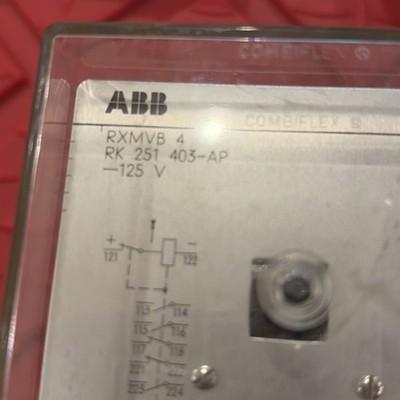 ABB RXMVB Combiflex RK 251 403-AP Relay RXVB 4 RK251403-AP