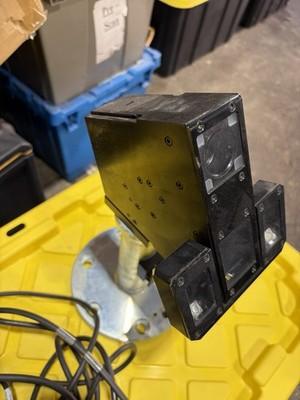 ISRA VISION AG SGS3D REV Unmarked 3 Cameras With Cable And Stand Typ Sensor 4.5