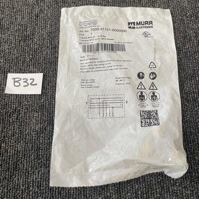 MURR Elektronik 7000-41121-0000000 T coupler, M12 male – M12 female 60V AC/DC