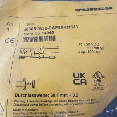 Turck BI30R-W30-DAP6X-H1141 Proximity Switch Sensor BI30RW30DAP6XH1141 New