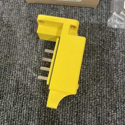 Banner RPBR Maxi-Beam Power Block 4P 12/240VAC 12/30VDC 26132