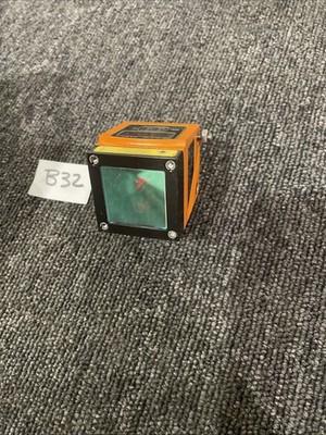 IFM O1D100 Efector Photoelectric Distance Sensor 01D100