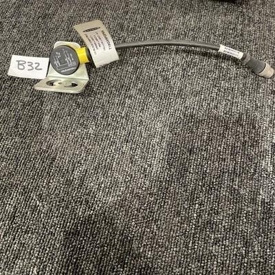 Banner T18GXRPQPMA EZ-Light