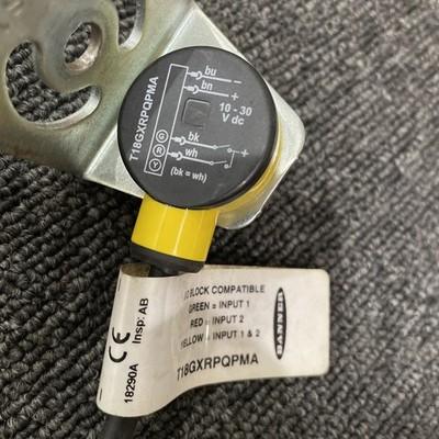 Banner T18GXRPQPMA EZ-Light