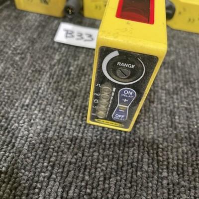 BANNER Q60BB6AFV1000Q ADJUSTABLE-FIELD VISIBLE RED RANGE 200-1000MM 10-30VDC