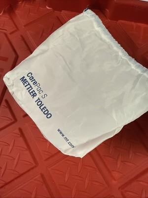 Mettler Toledo CarePac S Small 200g 10g ASTM class 1 calibration to Dec 2025