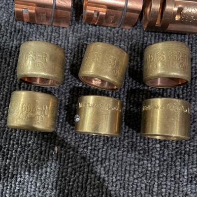 Lot Of 12 – (4) BUSSMANN 663R BUSS FUSE REDUCERS + (2) Littelfuse LRU663R + Caps