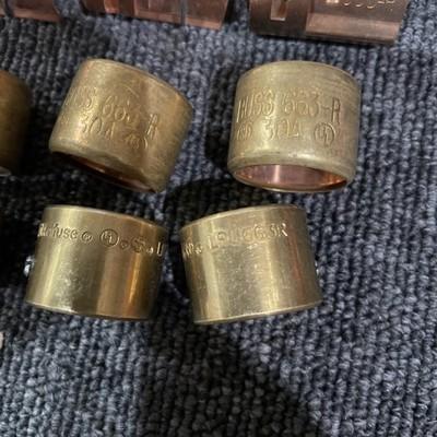 Lot Of 12 – (4) BUSSMANN 663R BUSS FUSE REDUCERS + (2) Littelfuse LRU663R + Caps