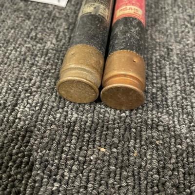 (2) FUSETRON FRS-R-15 600V 15A DUAL-ELEMENT TIME-DELAY FUSE