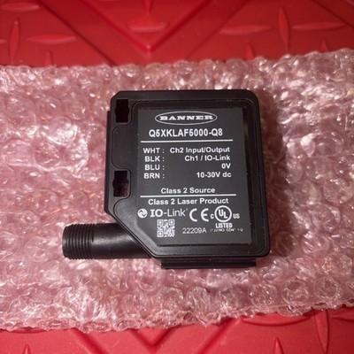 NOS BANNER Q5XKLAF2000-Q8 PHOTOELECTRIC SENSOR 803693 No Box