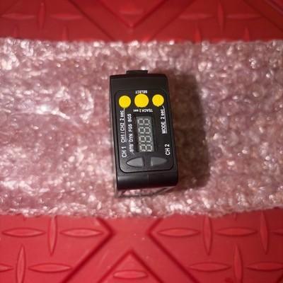 NOS BANNER Q5XKLAF2000-Q8 PHOTOELECTRIC SENSOR 803693 No Box
