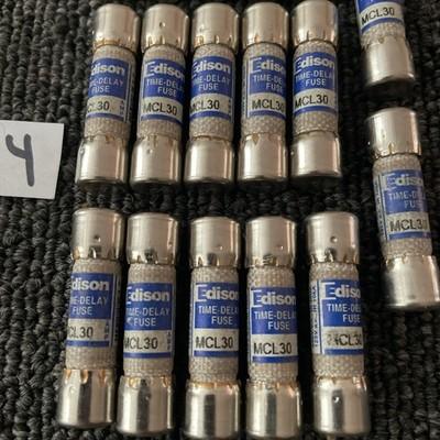 (17) Edison MCL30 Fuses 30A 30 AMP MCL Midget FUSES