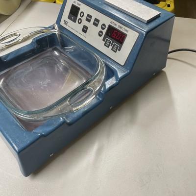 TBS Triangle Biomedical Services FWS-120 Flotation Work Station