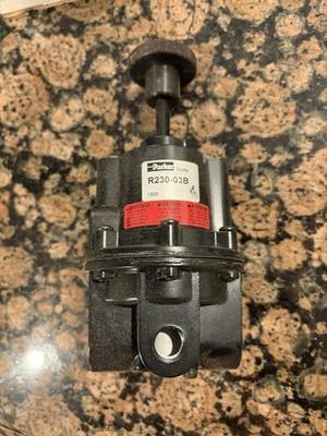 PARKER R230-03B 3/8″ Precision Regulator 0-30 PSI No Hardware