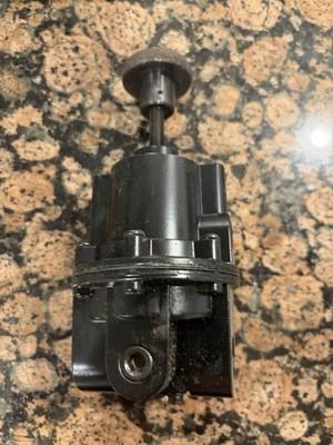 PARKER R230-03B 3/8″ Precision Regulator 0-30 PSI No Hardware
