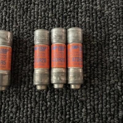 (6) Amp-Trap (3) ATDR20 + (3) ATDR5 Fuses