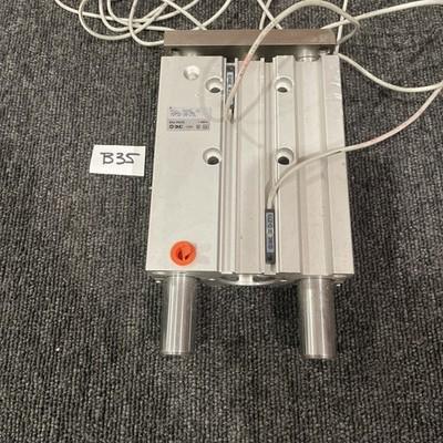 SMC MGPM32-100-Z73L Compact Guide Cylinder