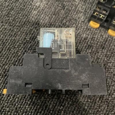 (9) Omron (6) MY2N-D2 Relay 24VDC With Socket Base + (1) LY2N-D2 + (2) G2R-2-s