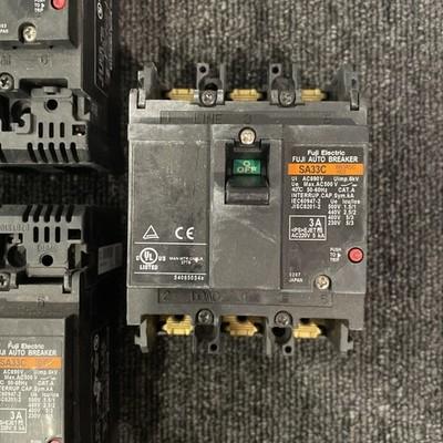 (5) FUJI ELECTRIC SA33C 20A 220VAC Breaker