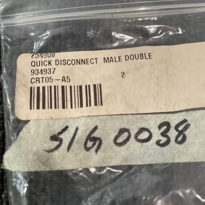 (4) 934937 CRT05-A5 Double Male Quick-Disconnect Coupling 254908