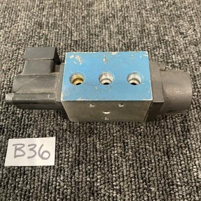 (2) AUTOMATIC VALVE 408B01-5A1A SOLENOID VALVE