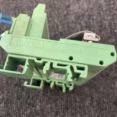 (3) Phoenix Contact (2) UMK-SE 11,25-1 Terminal Block + (1) UMK-SE 11,25-2 & 3