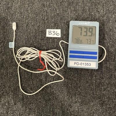 VWR 21800-066 Traceable Humidity/Temperature Monitor with Alarm
