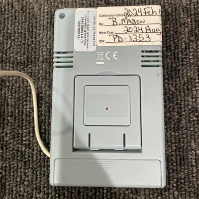 VWR 21800-066 Traceable Humidity/Temperature Monitor with Alarm
