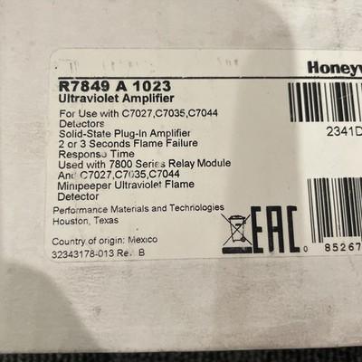 Honeywell R7849A1023 Original R7849 A 1023 Ultraviolet Flame Amplifier
