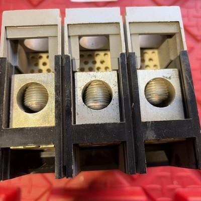 SIEMENS FXD63B080 3 Pole 80 Amp Circuit Breaker