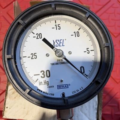 WIKA 9834729 232.34 4.5” -30 inHg 1/2 NPT Lower Mount NOS