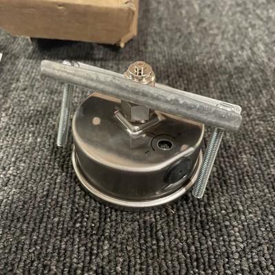 Nuova Fima Ls-274 Mbar 250psi AFFVC-B-S06 1/4″ NPTM 2.5″ Guage