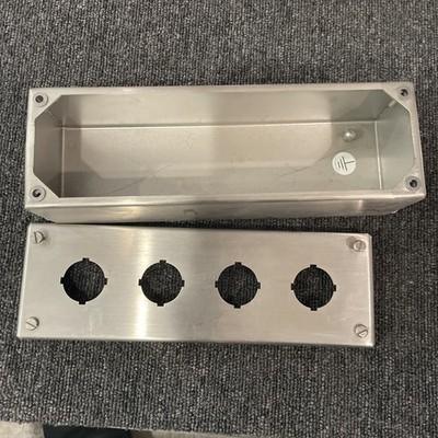 HOFFMAN E-4PBSS 4-HOLE STAINLESS STEEL PUSHBUTTON ENCLOSURE
