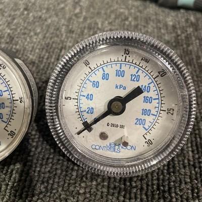 (2) JOHNSON CONTROLS G-2010-11 PRESSURE GAUGE