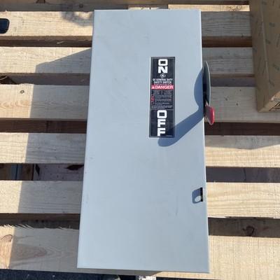 GE TG4323 Model 8 100a Safety Switch
