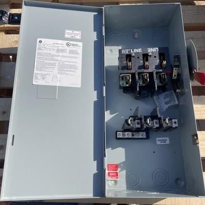 GE TG4323 Model 8 100a Safety Switch