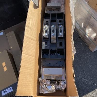 GE AMC6GB 6POLE 1200AMP 600V MODEL 1 CIRCUIT BREAKER MODULE