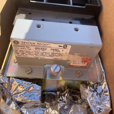 GE AMC6GB 6POLE 1200AMP 600V MODEL 1 CIRCUIT BREAKER MODULE