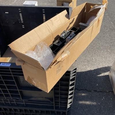 GE AMC6GB 6POLE 1200AMP 600V MODEL 1 CIRCUIT BREAKER MODULE